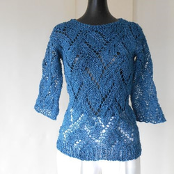 鉄紺の透かし編みセーター 1枚目の画像