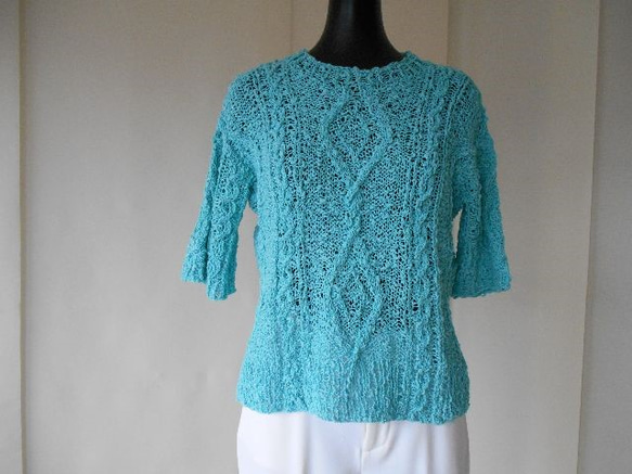 コバルトブルーの模様編みセーター 1枚目の画像