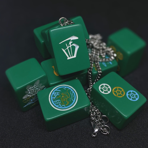 希少 緑麻雀牌 西ネックレス ～イケイケ～ ネックレス・ペンダント 201