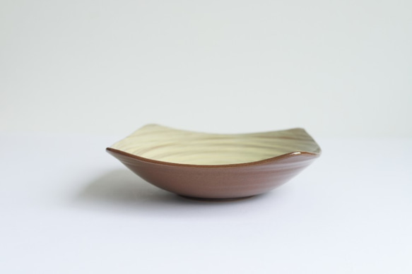 高取焼「刷毛引四方形大鉢」 陶器　ー伝統工芸士の手による「やきもん」 4枚目の画像