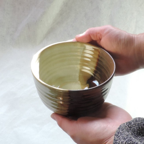 ♥美濃焼 鉄釉 茶碗 無銘 桐箱付き 骨董 古玩 美術品