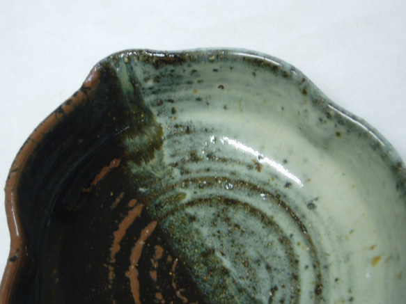 高取焼　瓢形向付　「縁起物」　陶器 約143㎜×135㎜×高さ52㎜ 6枚目の画像