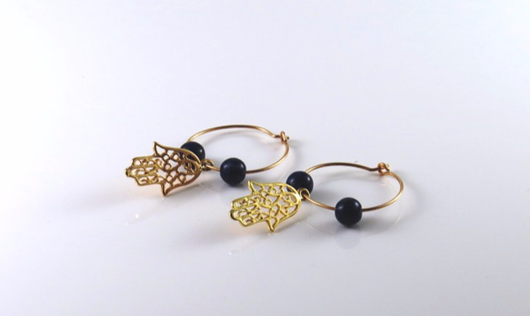 hamsa & lapis lazuli earrings | ハムサ ラピスラズリ ピアス 2枚目の画像