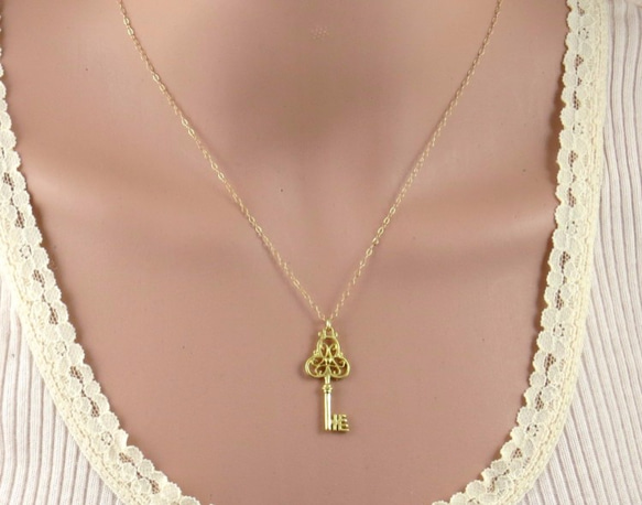 Key necklace | 鍵ネックレス｜キーネックレス｜ゴールド 1枚目の画像
