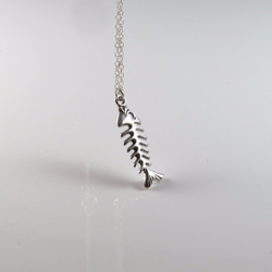 Fish bone necklace | フィッシュボーン・ネックレス｜魚ネックレス｜シルバー 2枚目の画像
