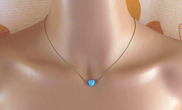 再販】  blue opal heart necklace　シルバー 2枚目の画像