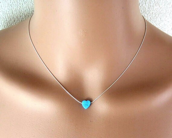 再販】  blue opal heart necklace　シルバー 3枚目の画像