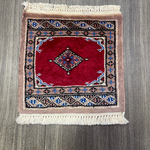 約30cm角 パキスタン手織り絨毯 ミニラグ ディスプレイにも カーペット