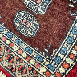 手織り絨毯　ヴィンテージラグ　オールド絨毯　パキスタン絨毯　あがりかまちにも　32cmx29cm 4枚目の画像