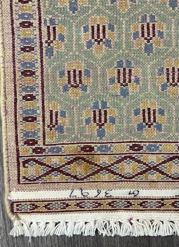 手織り絨毯　ヴィンテージラグ　オールド絨毯　パキスタン絨毯　あがりかまちにも　31cmx45cm 9枚目の画像