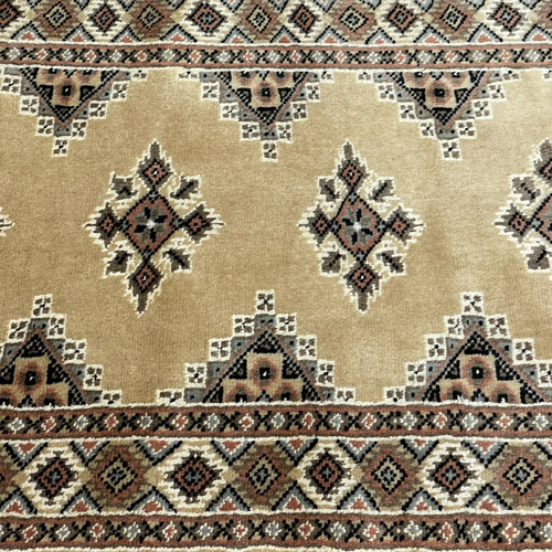 パキスタン 手織り絨毯 玄関マット size:99×66cm 約60x90cm パキスタン手織り絨毯 玄関マット 模様替え