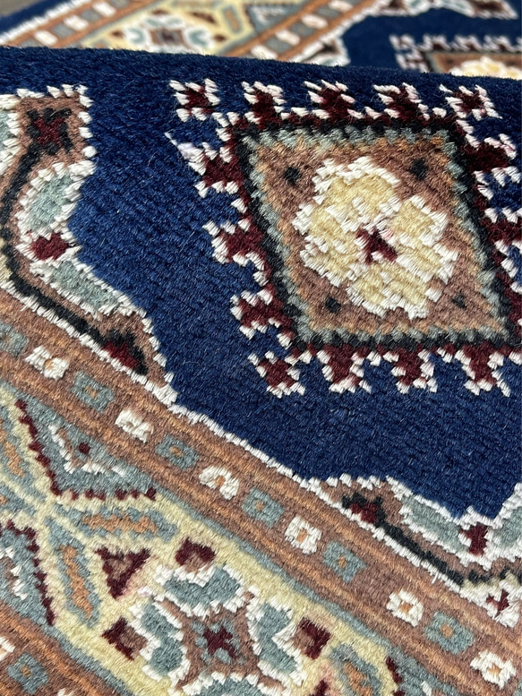 約60x90cm パキスタン手織り絨毯　玄関マット　模様替え 9枚目の画像