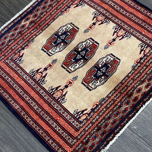 パキスタン 手織りビンテージラグ パキスタン絨毯 92x149cm