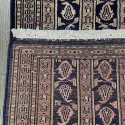 手織り絨毯　ヴィンテージラグ　オールド絨毯　パキスタン絨毯　あがりかまちにも　46cmx88cm ラグ　ミニカーペット 9枚目の画像