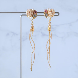 【再々販】花つぼみとパールの揺れるピアス［Pink Gold］／イヤリング変更可 4枚目の画像