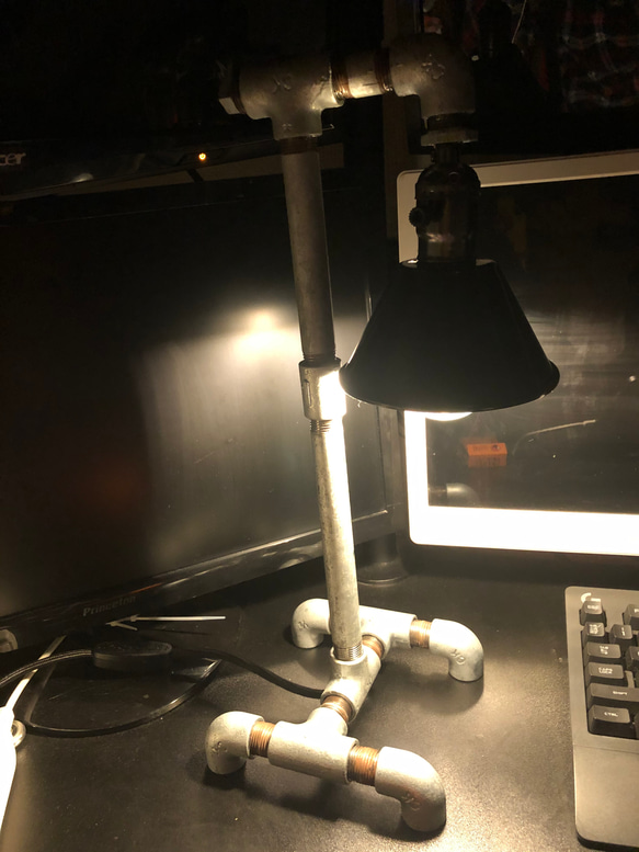 間接照明　配管　アンティーク　ランプ　エジソンランプ 2枚目の画像