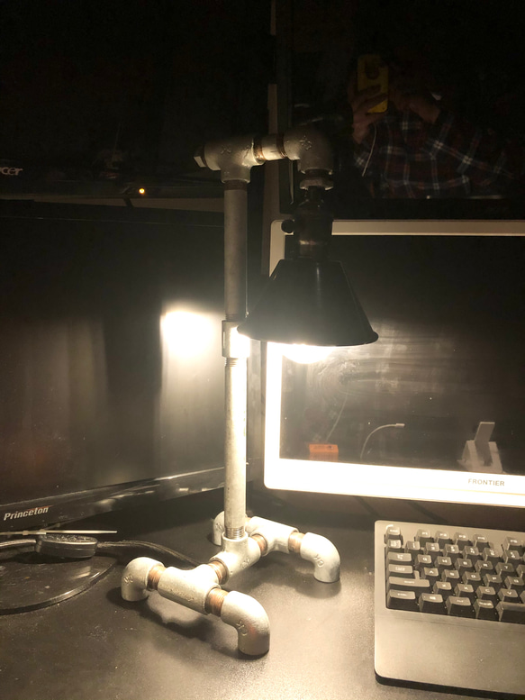 間接照明　配管　アンティーク　ランプ　エジソンランプ 3枚目の画像