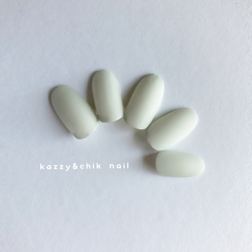 ネイルチップ 〜単色M No.26〜 ネイルチップ（つけ爪） kazzy&chik