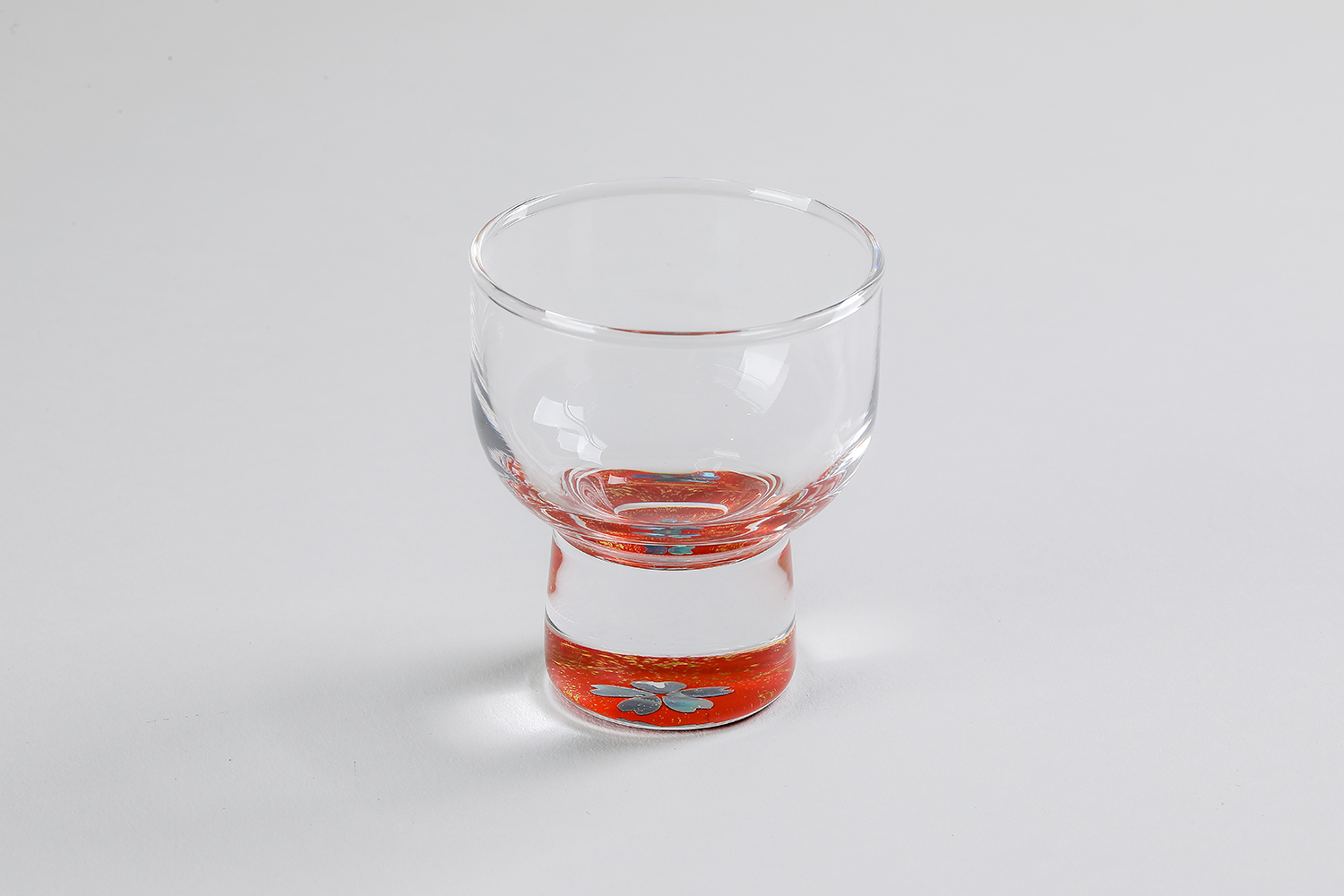 杯　金桜（貝入）朱