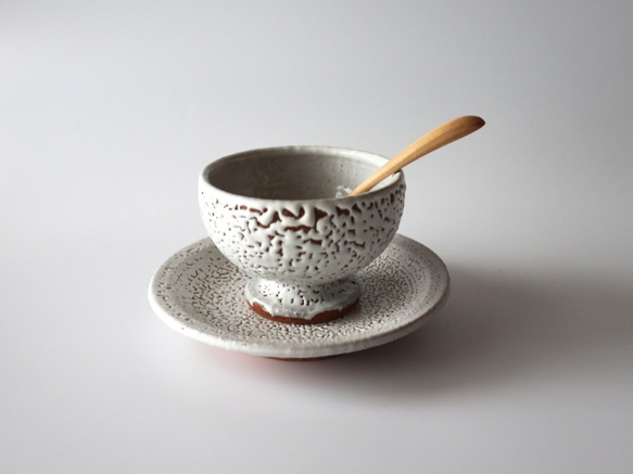 ミニカップ & お皿 (梅華皮) 2枚目の画像