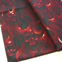 アレクサンダー・ヘンリー　"skulls on fire" red 4枚目の画像