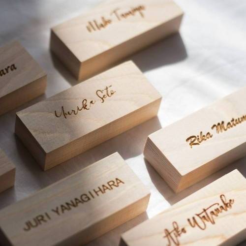 1個～注文可】国産ヒノキのネームブロック。結婚式席札やプチギフトお