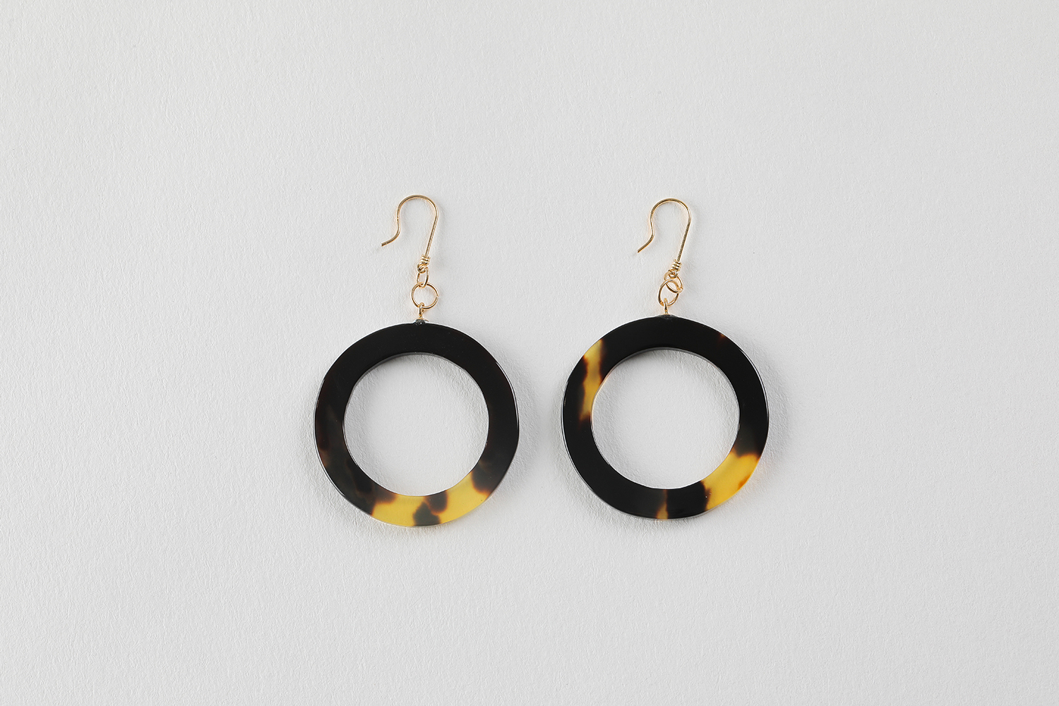 鼈甲ピアス（フック式）