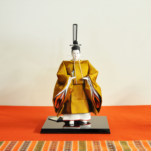 お雛様「皇宮雛」(手作り)