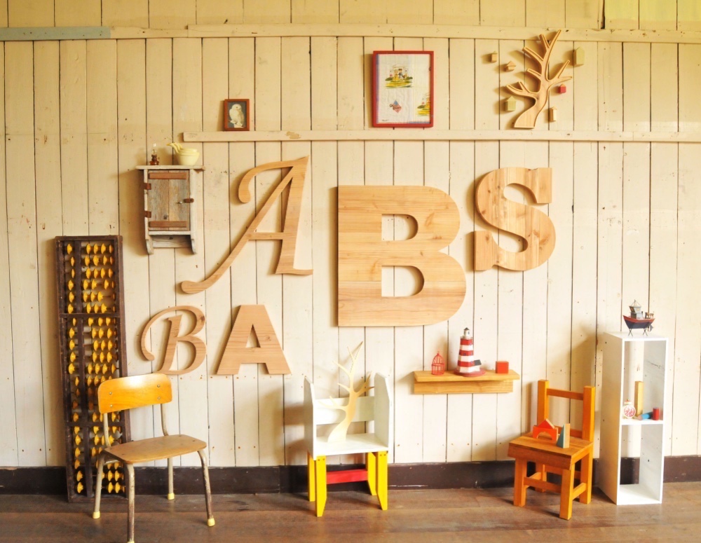 60cm壁掛け木製アルファベット文字ビッグサイズ【A〜Z】【送料込】