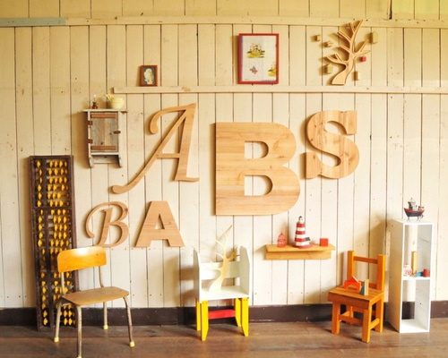 60cm壁掛け木製アルファベット文字ビッグサイズ【A〜Z】【送料込