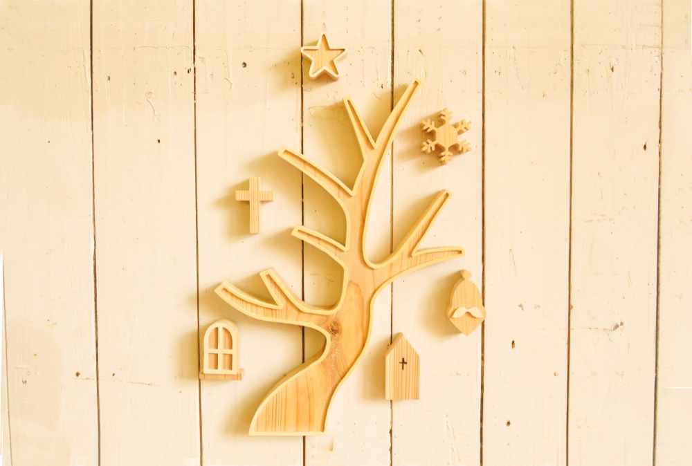 木になるお家 -ウッドツリーの壁掛けオブジェ-クリスマスバージョン