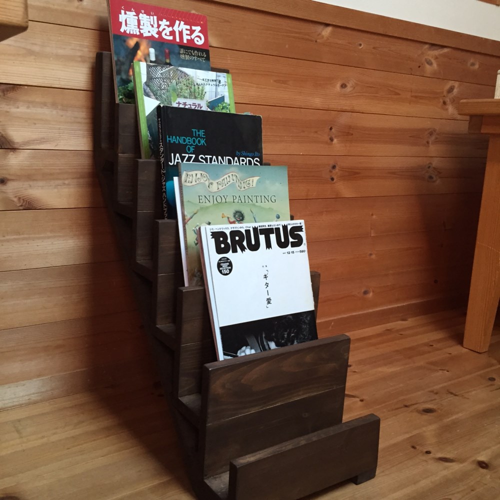 「読書への階段♪」（マルチ本棚）