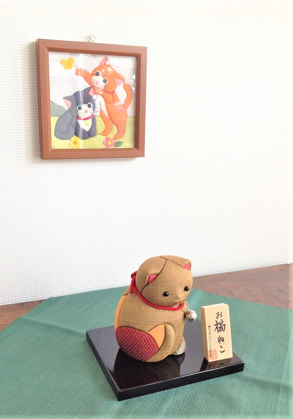 塩沢織木目込み人形 　お福ねこ(茶) 5枚目の画像