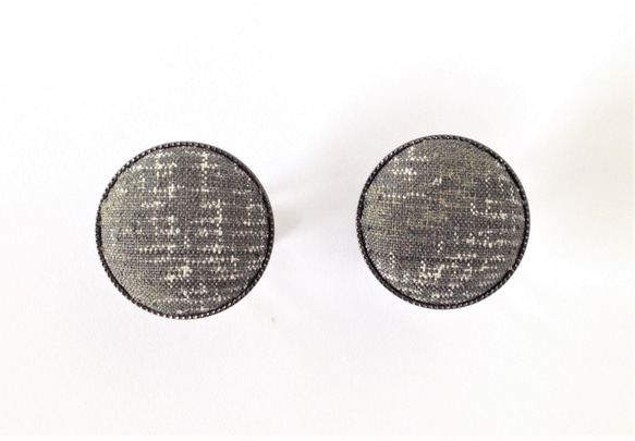 塩沢織　カフスボタン　(絹１００％) 2枚目の画像