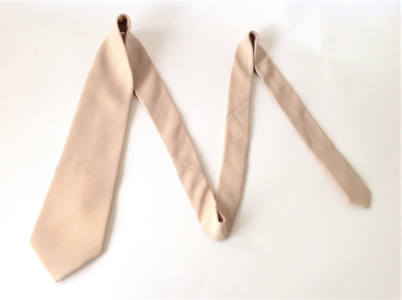 伝統織物のトップブランド塩沢織のネクタイ（無地）O1 4枚目の画像