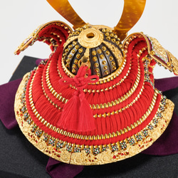 本金箔押　赤糸縅　兜飾り　五月人形 4枚目の画像
