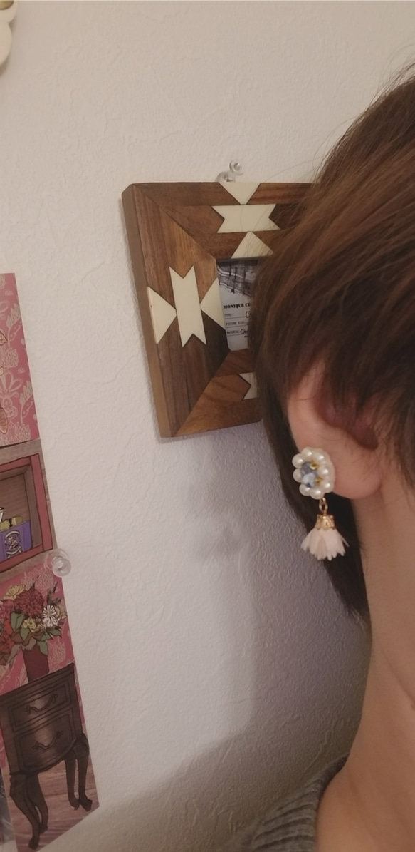 ふんわりお花のピアス 3枚目の画像