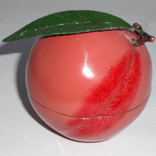 輪島塗の、小物入れ。