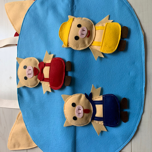 ハンドメイド エプロンシアター さんびきのこぶた おもちゃ・人形 Y＆M 