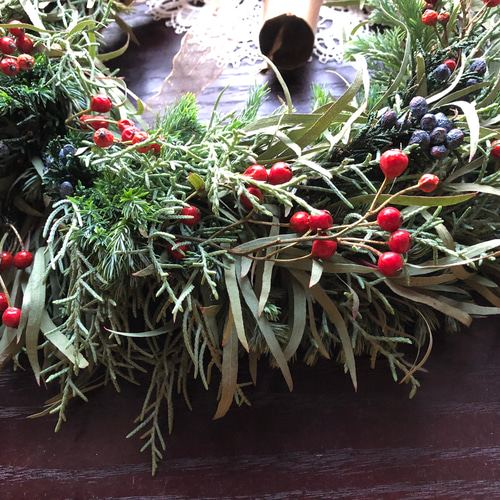 クリスマスハーフリース（レッド）アイアンベル付 ドライフラワー