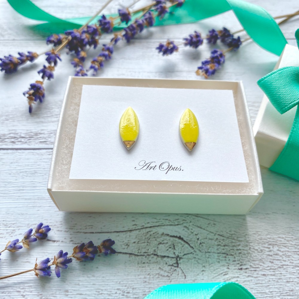 Art Opus.　Marquise / マーキス　ピアスorイヤリング　イエロー×ゴールド