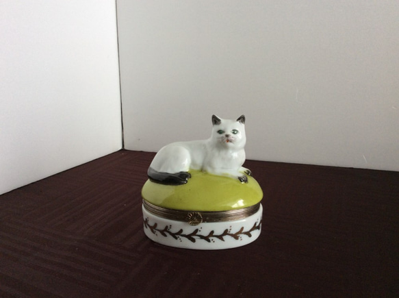 マイセン　白磁猫 マイセン ヤングアニマル 子猫 78994/900600 | 人形 | ドイツの名窯