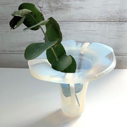 【受注制作】Flow vase / ガラスの花瓶　シアーホワイト 5枚目の画像