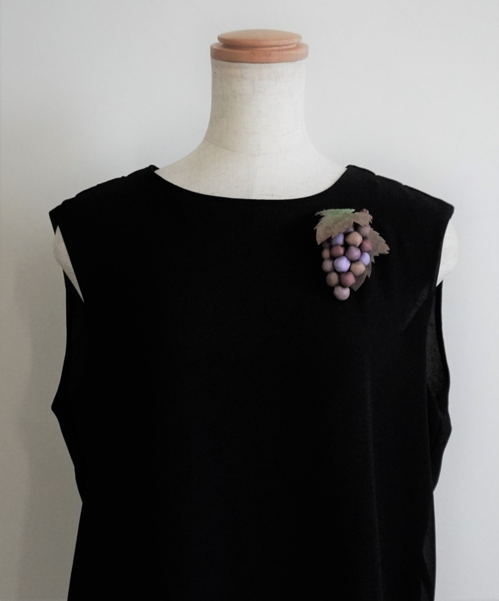 葡萄のブローチ◇布◆バッグチャーム金具（チェーン）つき◇＃４