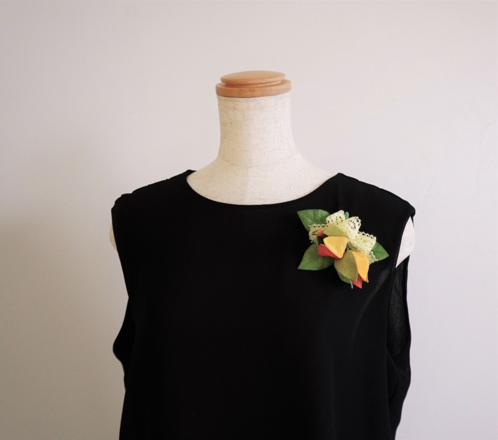 ほおずきのブローチ◇リボン付き（取り外し可）◆＃２