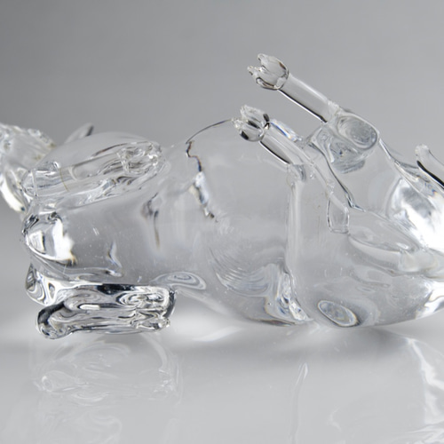 ガラスの干支 丑 臥牛(ねまり牛) クリア お正月 縁起物 その他置物