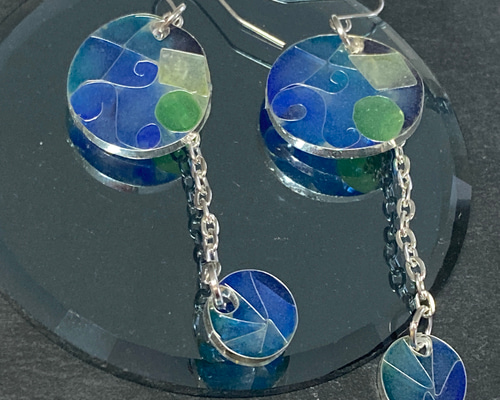 透胎七宝フックピアス】冬のクリアブルーフックピアス-雪の結晶