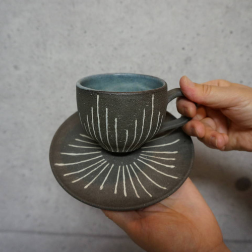 ユニークなデザインの陶器カップ 楽天市場】FOLK ART Cup&Saucer フォーク アート カップ アンド