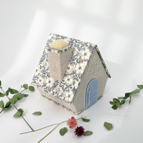 ソーイングボックス ☆ カルトナージュ 『ちいさな箱のおうち