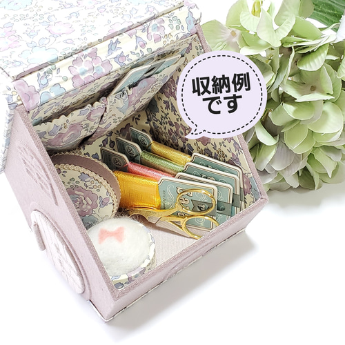 ソーイングボックス ☆ カルトナージュ 『ちいさな箱のおうち